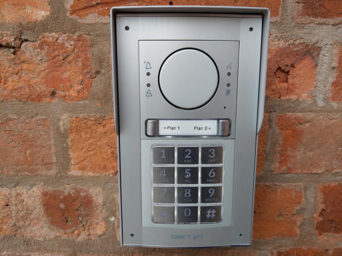 27 High Street Apartments Husbands Bosworth Exterior foto